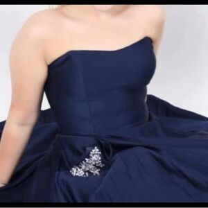 Elegant Navy Strapless Gown with Embellishment